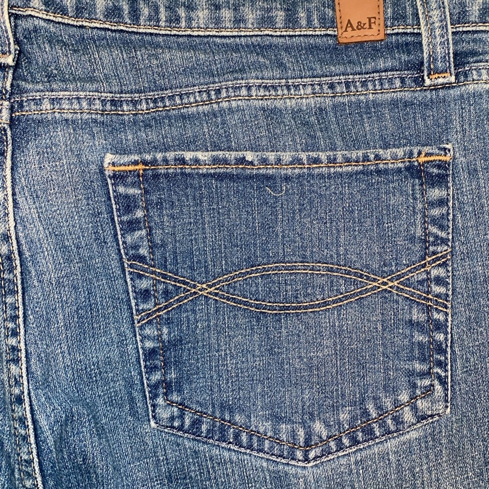Abercrombie & Fitch Light Blue Flare Jeans - Picture 4 of 5
